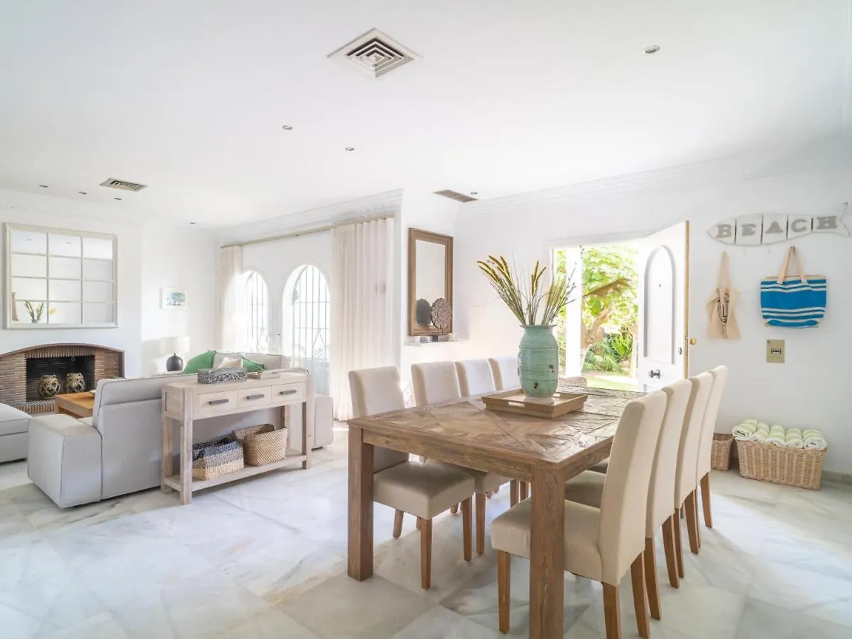 Sanders Beach - Stunning Villa Near Puerto Banus Marbella
