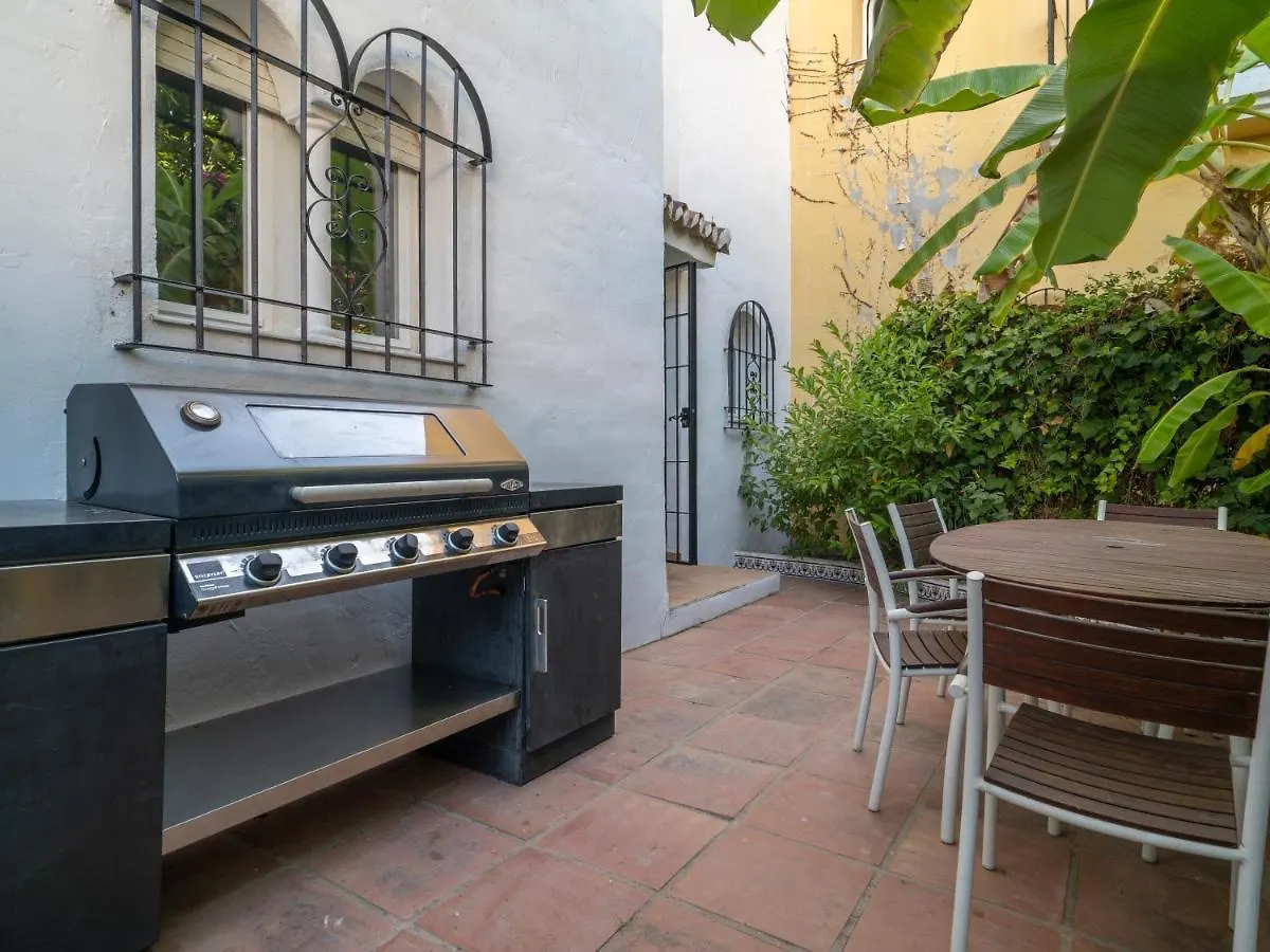 Sanders Beach - Stunning Villa Near Puerto Banus Marbella